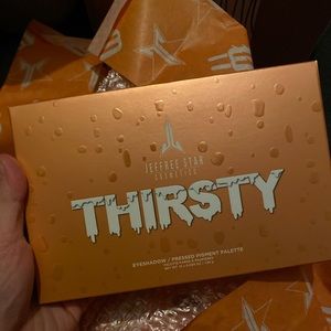 Jeffree Star thirsty eyeshadow palette